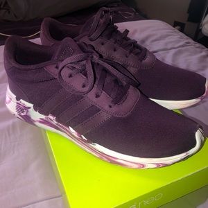 Women’s Adidas Neo